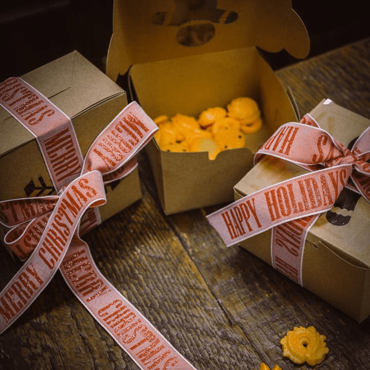 Woven Sparkle Merry Christmas Sentiment Ribbon. 5 yards (15 feet) . 1" inch - Scrap Bits